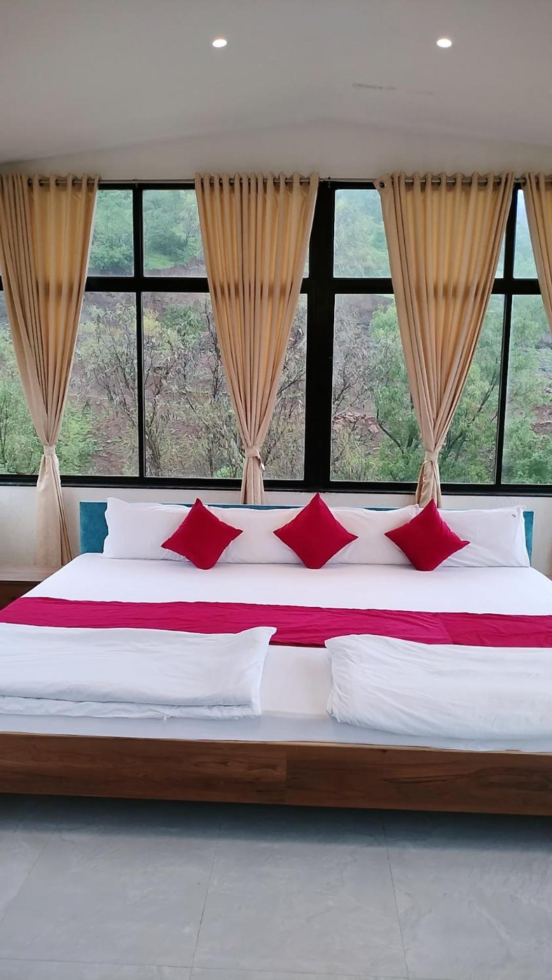 Golden Resort Igatpuri Zewnętrze zdjęcie