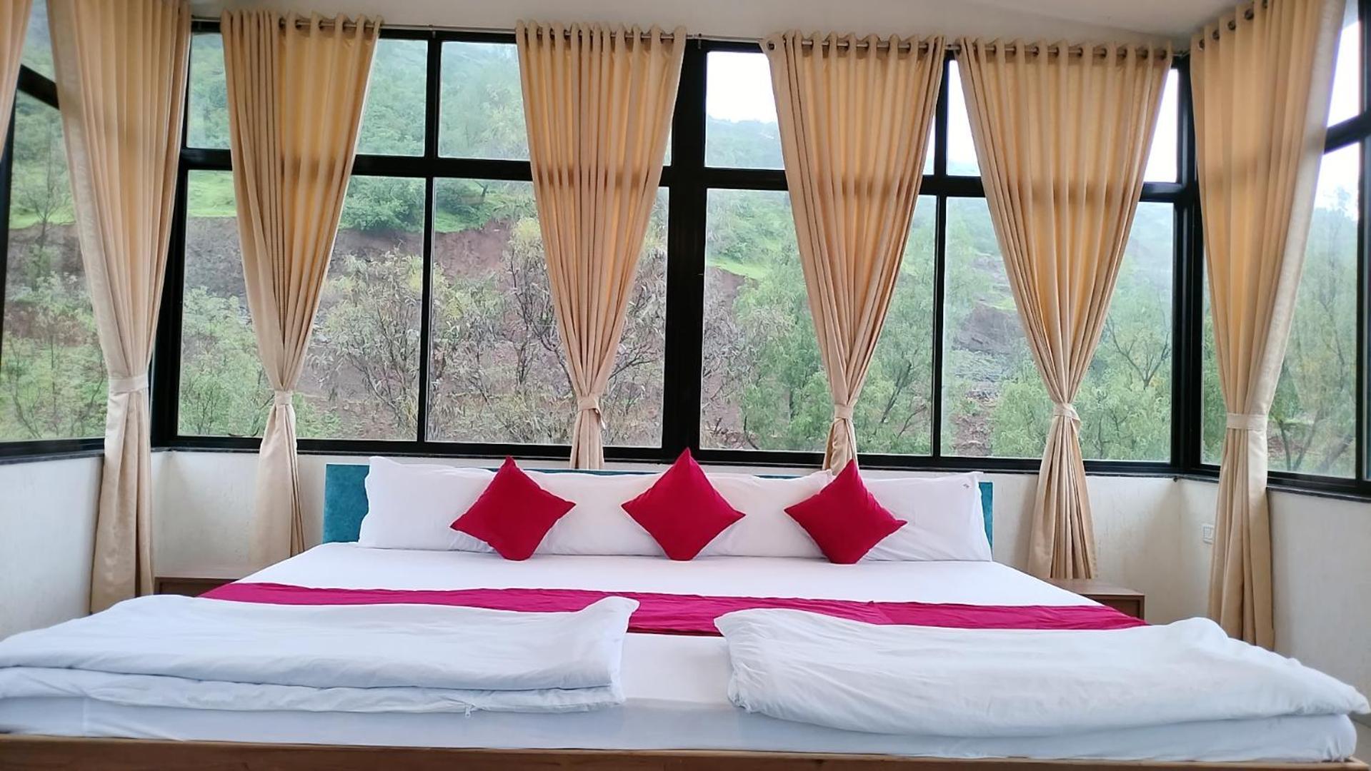 Golden Resort Igatpuri Zewnętrze zdjęcie