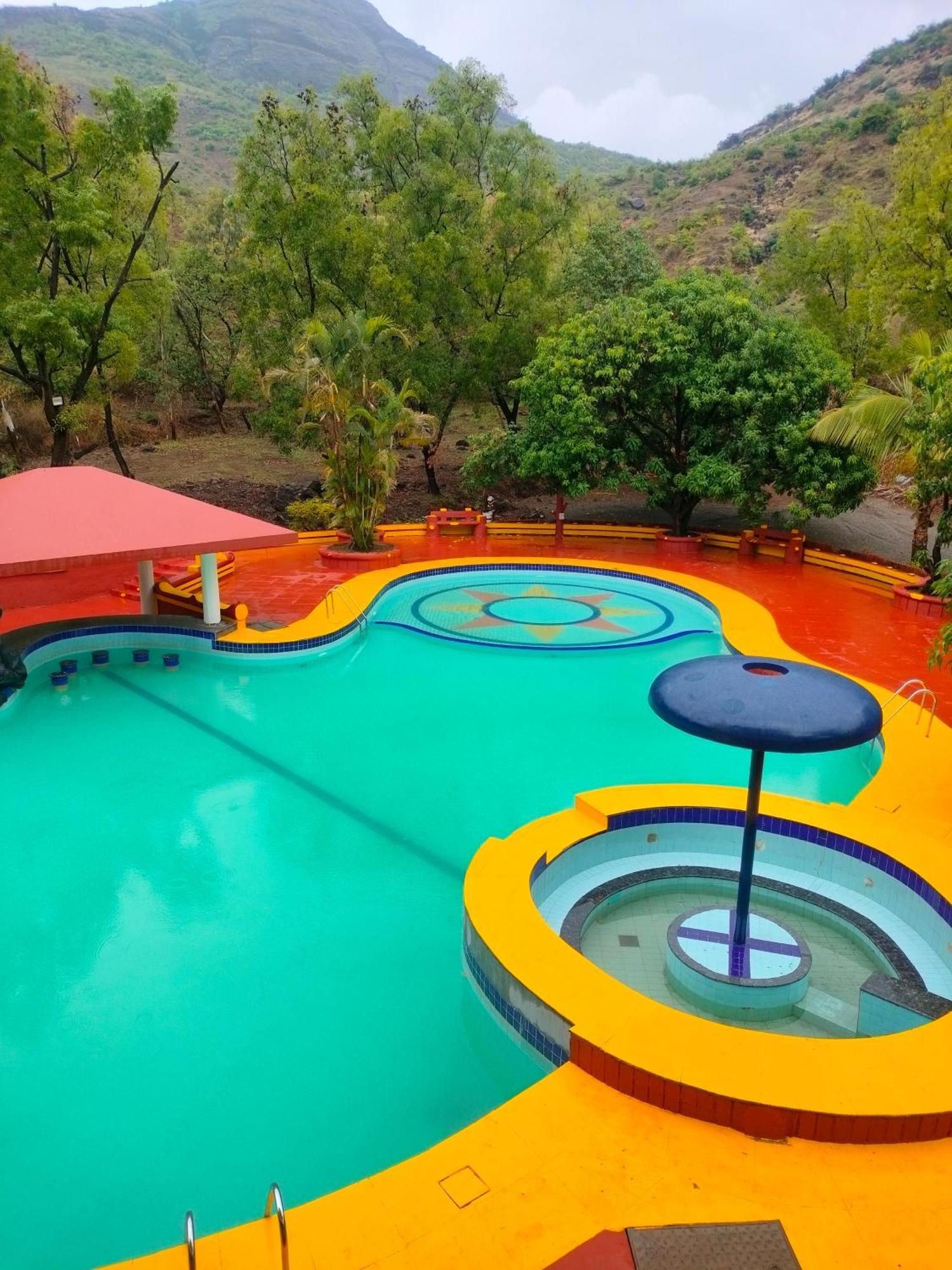 Golden Resort Igatpuri Zewnętrze zdjęcie